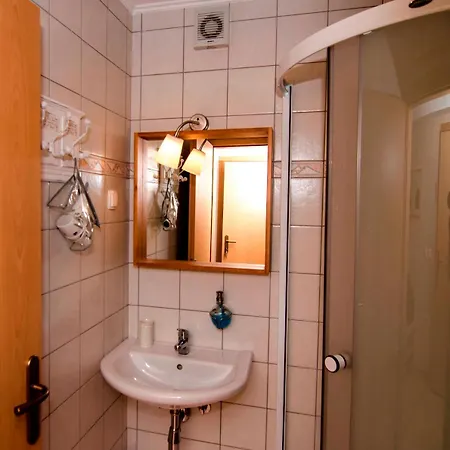 Gostinjska kuća Carpe Diem 3*